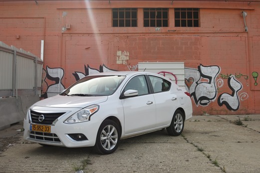 ניסאן אלמרה